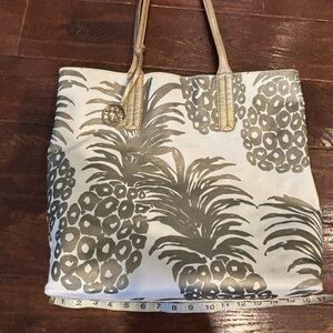 Stylish Lilly Pulitzer Pineapple Print Tote Bag - Gold and Cream